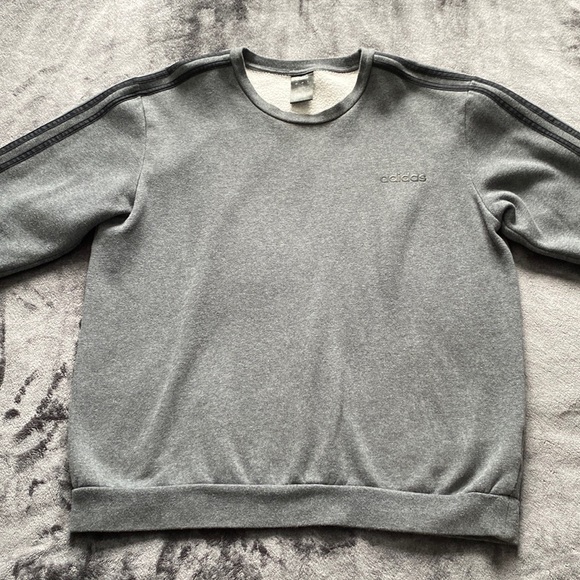 Adidas sweatshirt - Picture 2 of 6